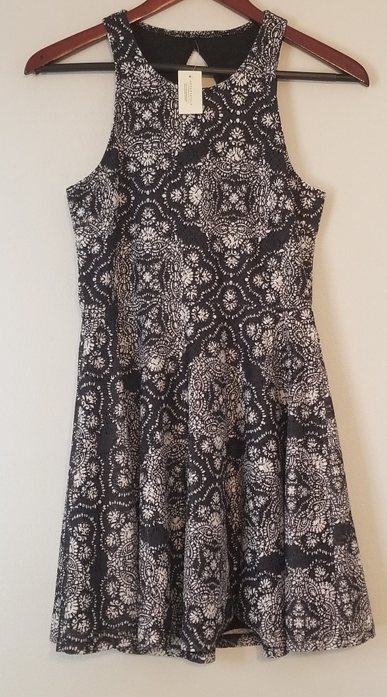 NEW WITH TAGS Aeropostale dress sz M